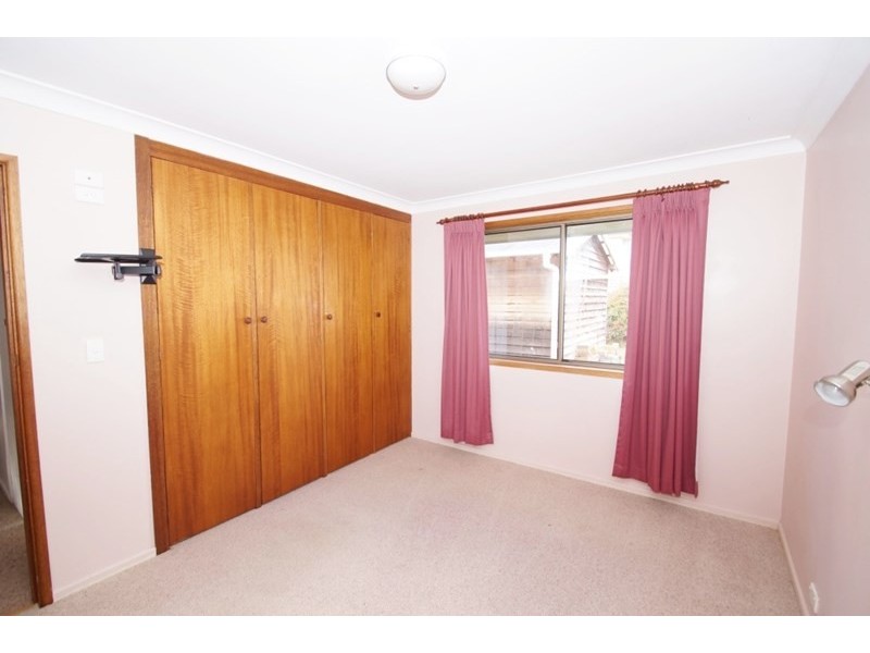 7 Hughes Place, Armidale NSW 2350