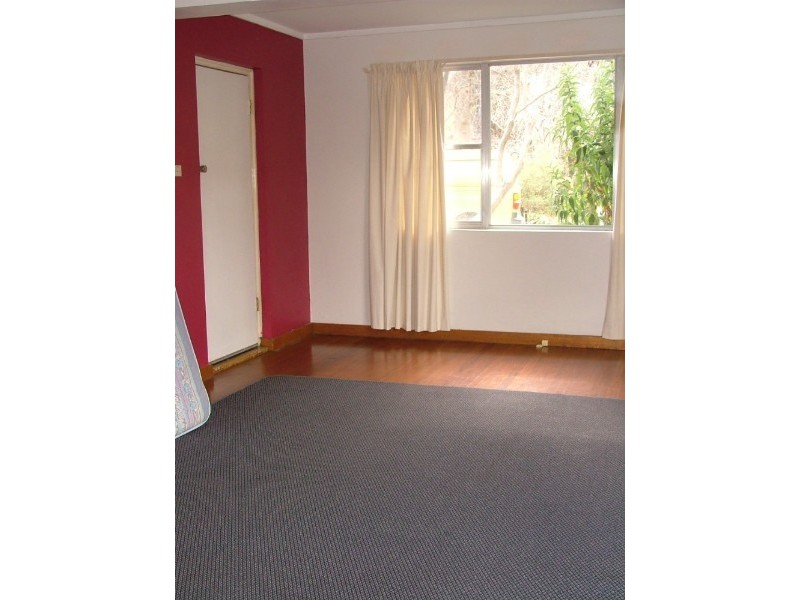 114 Handle Street, Armidale NSW 2350