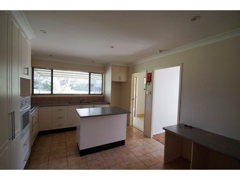 9 Dorothy Avenue, Armidale NSW 2350