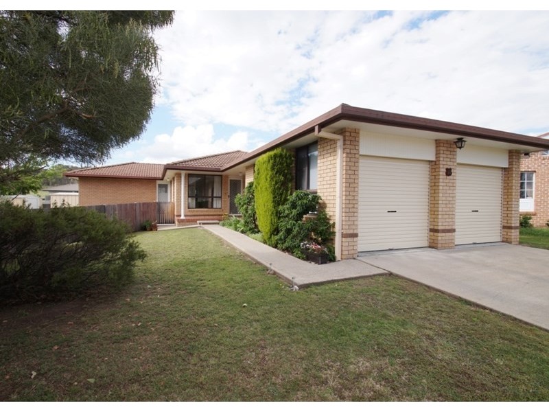 13 Patricia Close, Armidale NSW 2350