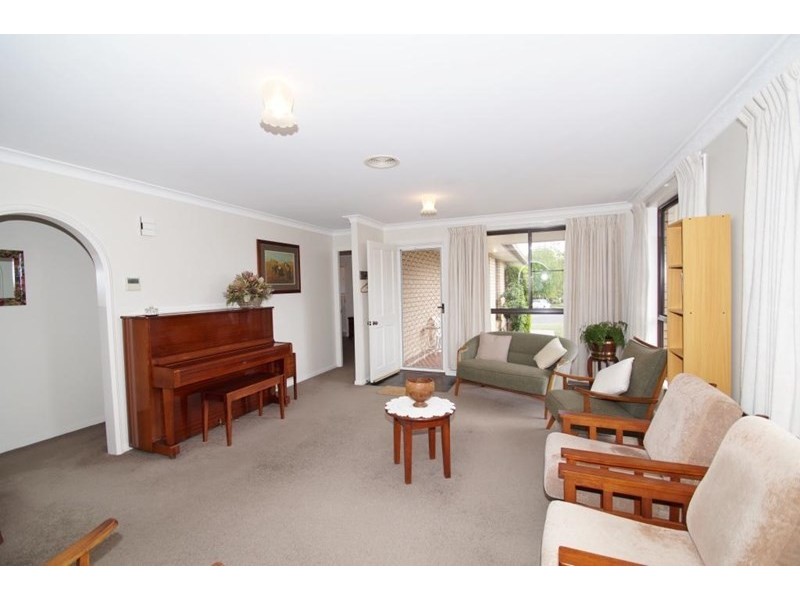 13 Patricia Close, Armidale NSW 2350