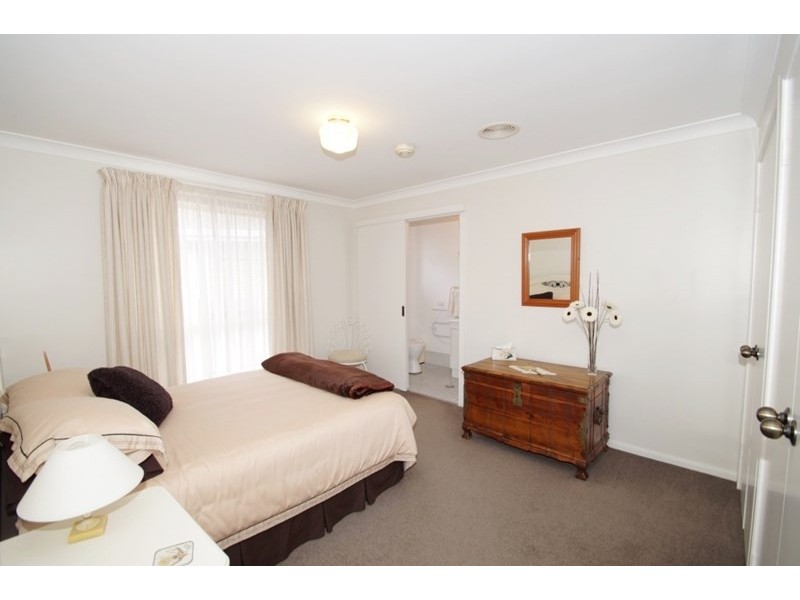 13 Patricia Close, Armidale NSW 2350