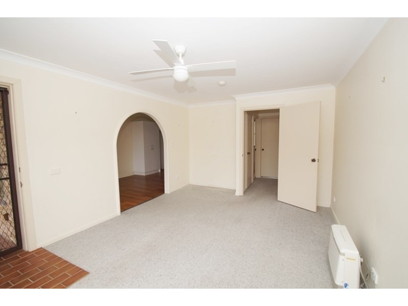2/11 The Boulevarde, Armidale NSW 2350