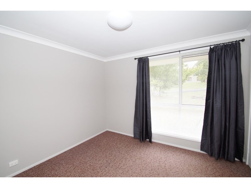 9 Moyes Street, Armidale NSW 2350