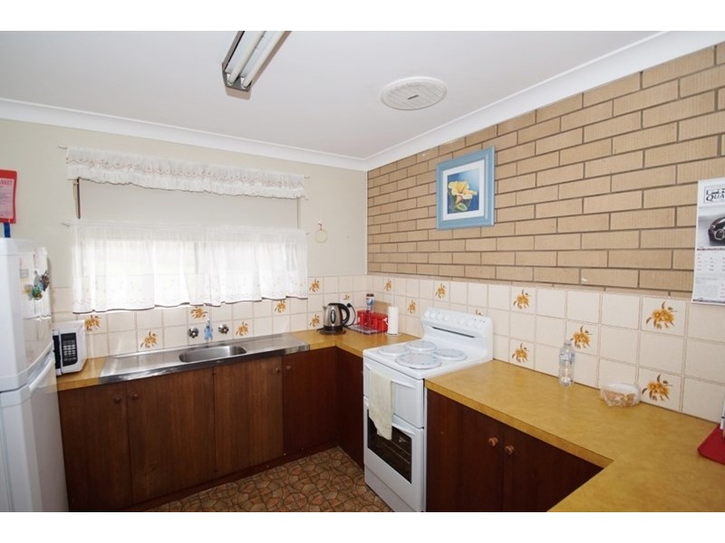 32 Uralla Road, Armidale NSW 2350