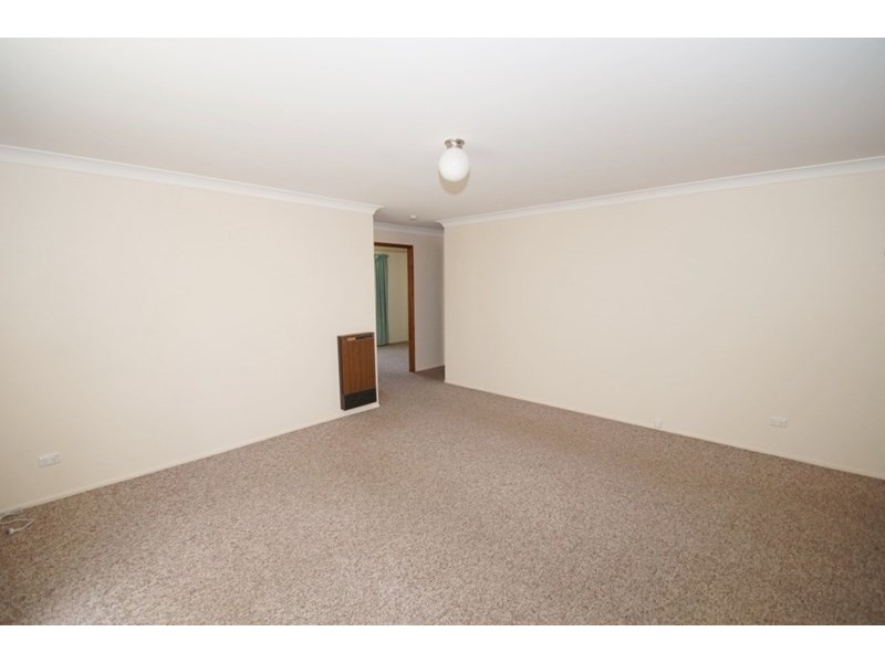 2/15 Sarah Place, Armidale NSW 2350