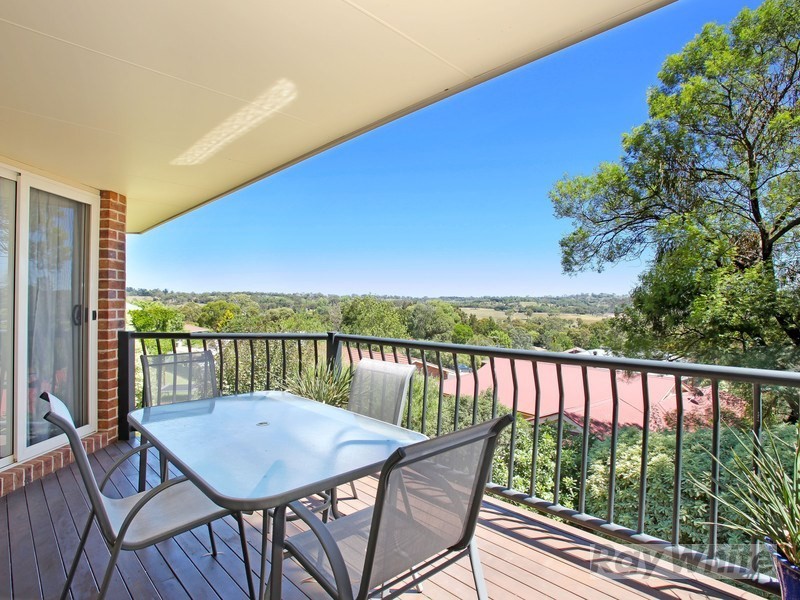 9 Nathaniel Pideon Drive, Armidale NSW 2350