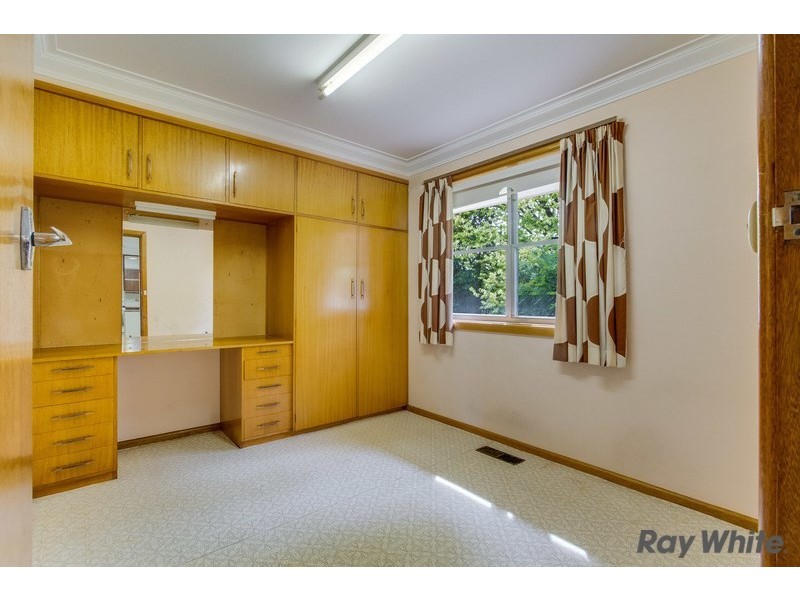 11 Chestnut Avenue, Armidale NSW 2350
