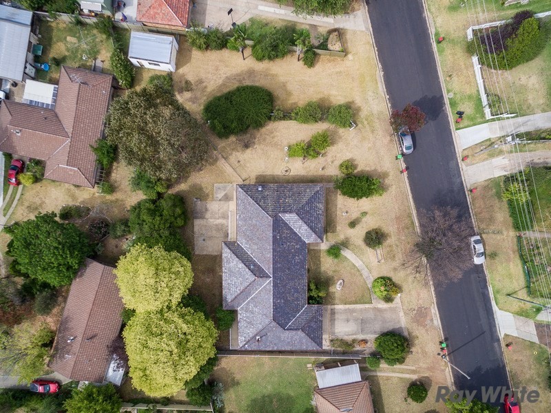 11 Chestnut Avenue, Armidale NSW 2350