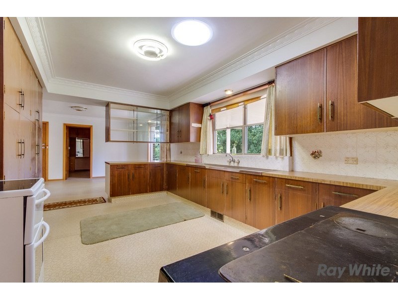 11 Chestnut Avenue, Armidale NSW 2350