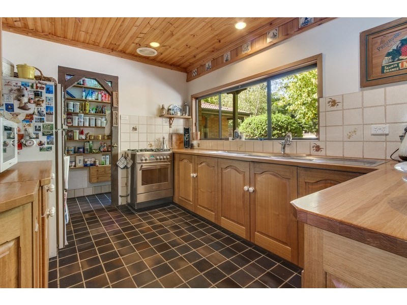 67 Wattle Drive, Armidale NSW 2350