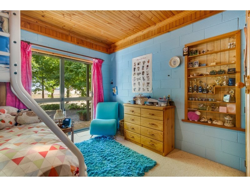 67 Wattle Drive, Armidale NSW 2350