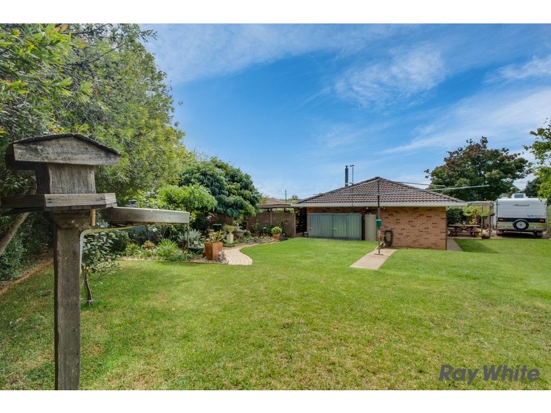 4 The Avenue, Armidale NSW 2350