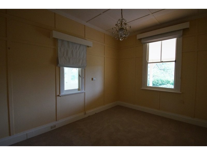 189 Faulkner Street, Armidale NSW 2350