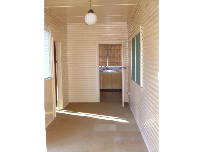 22 White Avenue, Armidale NSW 2350