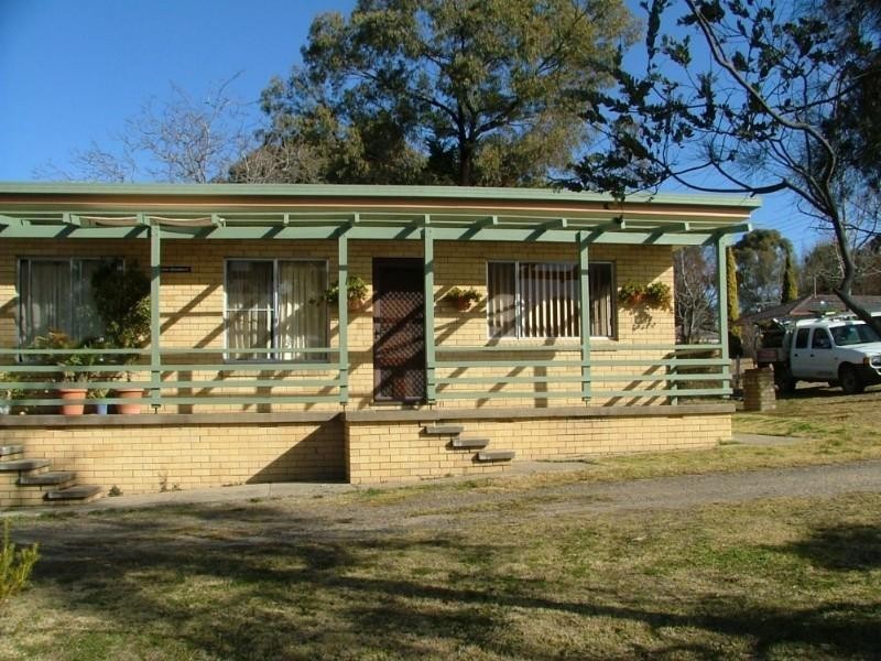 1/3 Hawke Street, Armidale NSW 2350