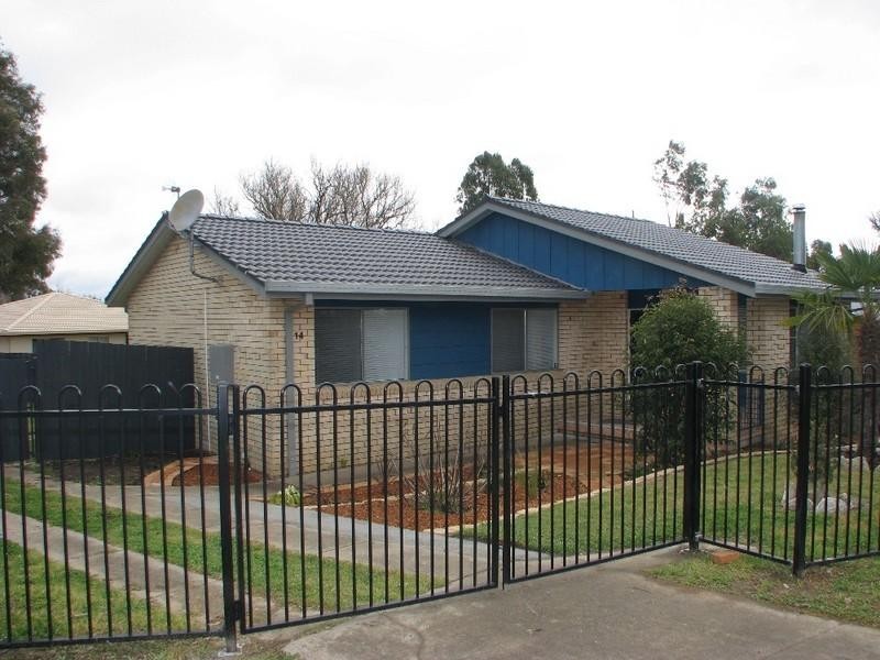14 Bracken Street, Armidale NSW 2350
