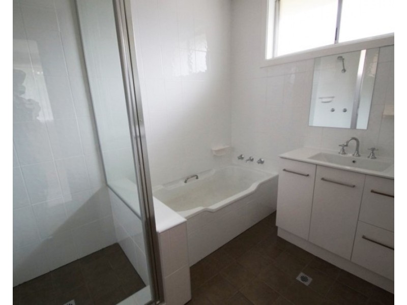 7 Sunset Avenue, Armidale NSW 2350