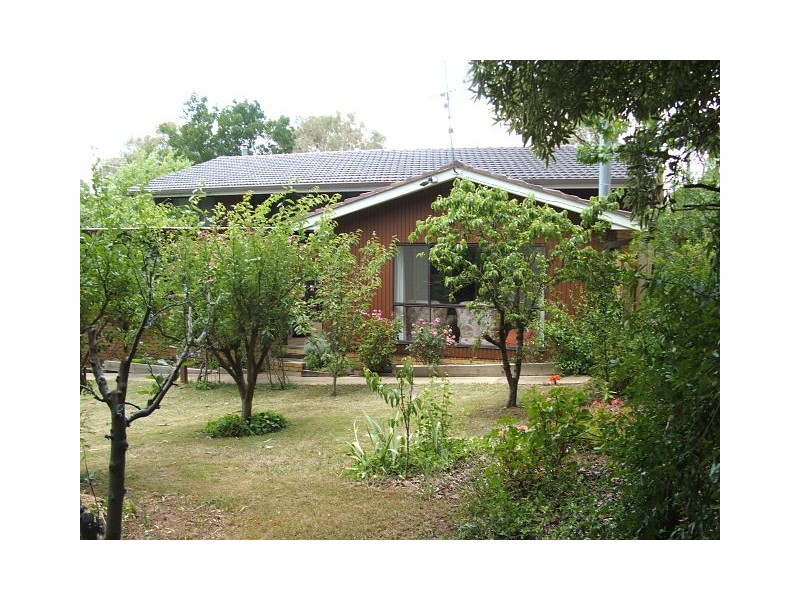 3 Bona Vista Road, Armidale NSW 2350
