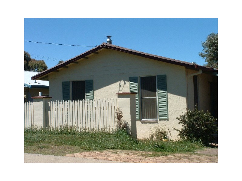 14 Trim Street, Armidale NSW 2350