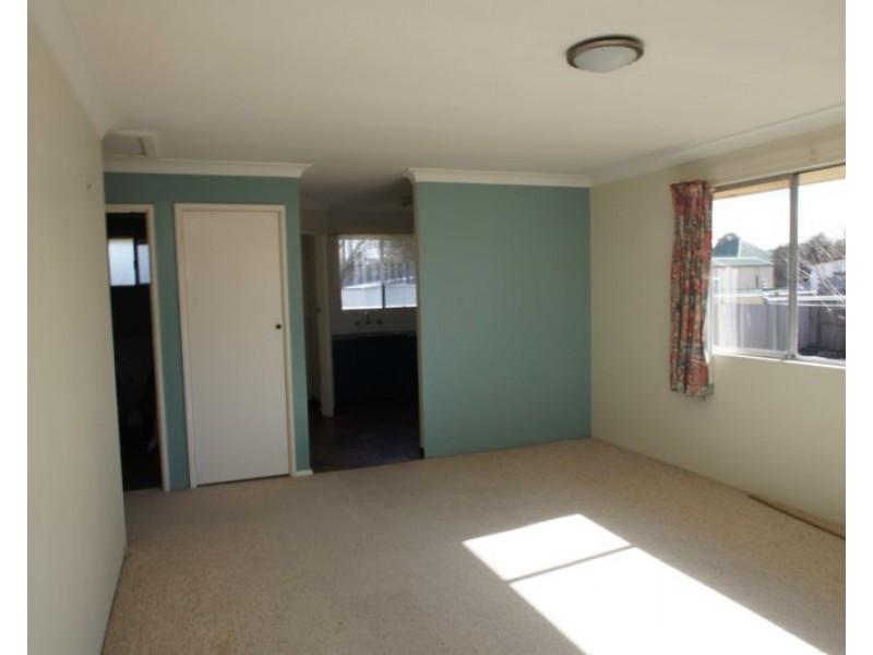 3/5 Wigan Avenue, Armidale NSW 2350