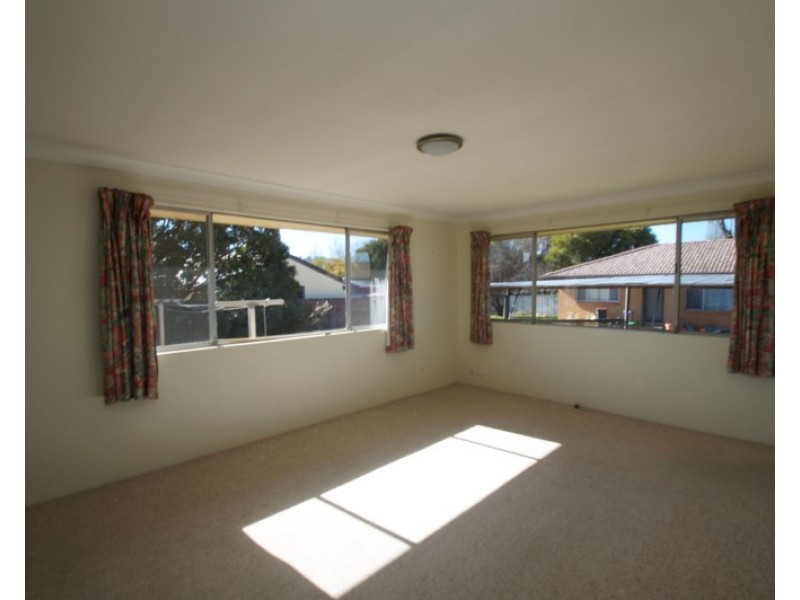 3/5 Wigan Avenue, Armidale NSW 2350