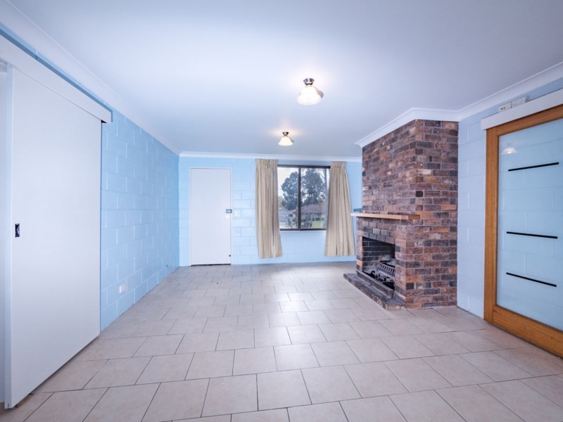 2 Moyes Street, Armidale NSW 2350