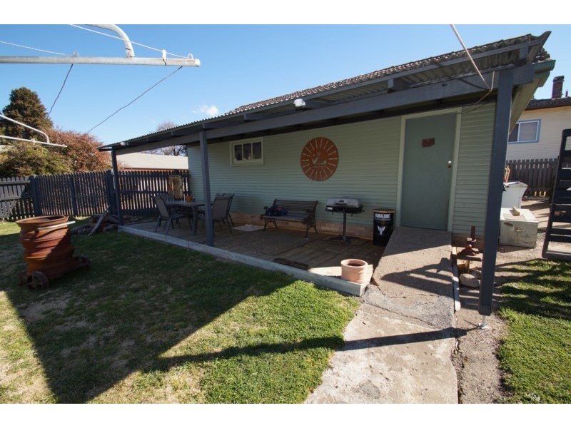 30 Marsh Street, Armidale NSW 2350