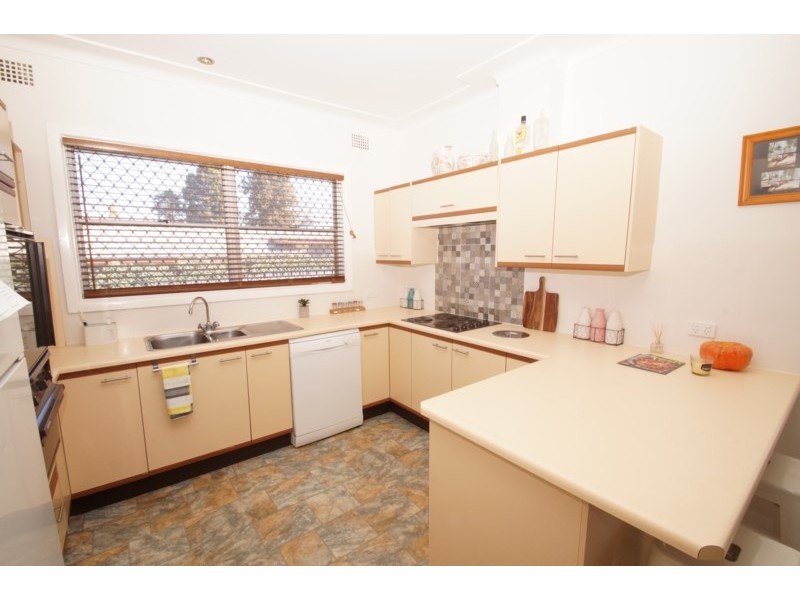 30 Marsh Street, Armidale NSW 2350