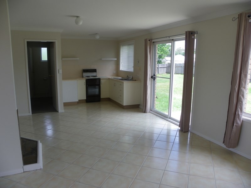 36 Verna Close, Armidale NSW 2350