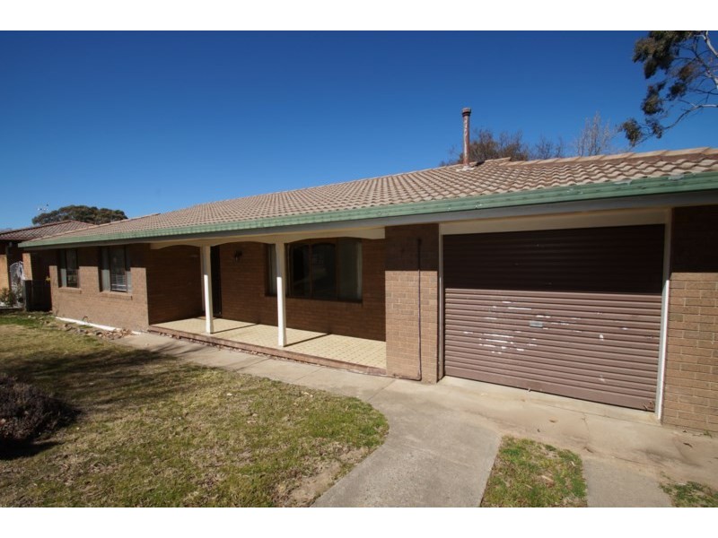 20 Werrina Crescent, Armidale NSW 2350