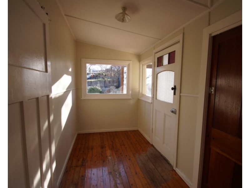 72 Marsh Street, Armidale NSW 2350