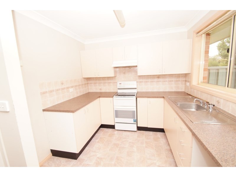 17A Grills Place, Armidale NSW 2350