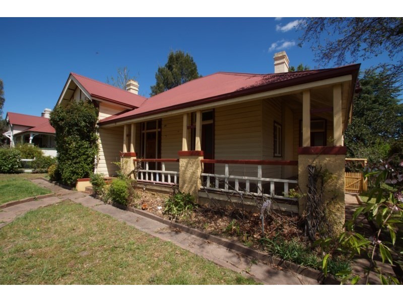 154 Jessie Street, Armidale NSW 2350