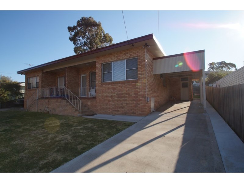 2/14 Chestnut Avenue, Armidale NSW 2350