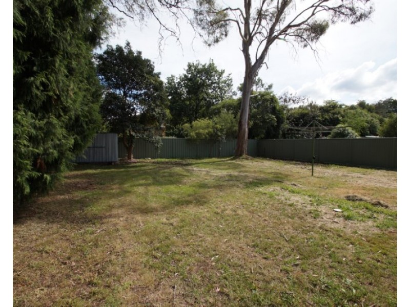 13 DUVAL Street, Armidale NSW 2350