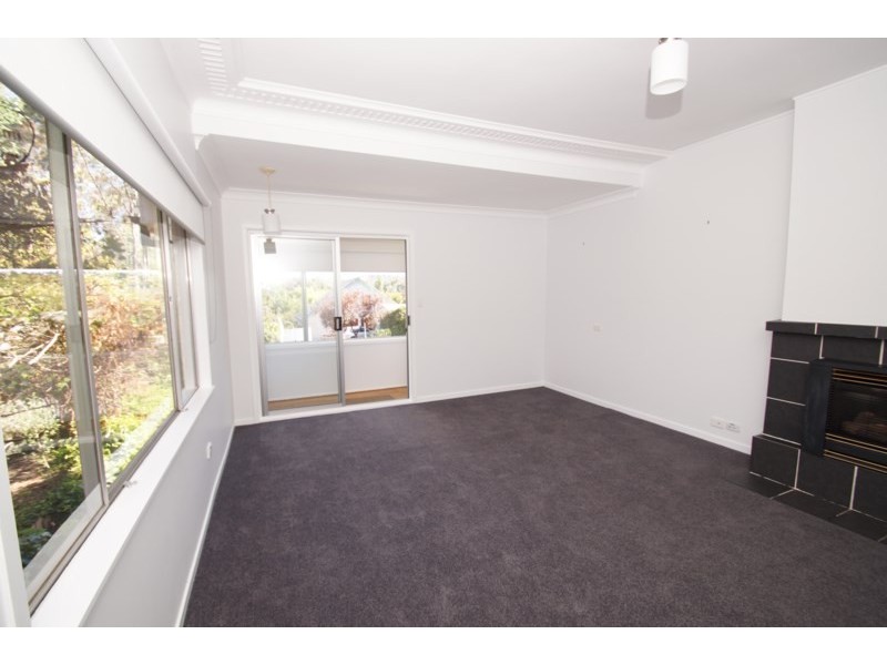 21 College Avenue, Armidale NSW 2350