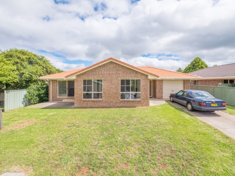 4/64 Claude Street, Armidale NSW 2350