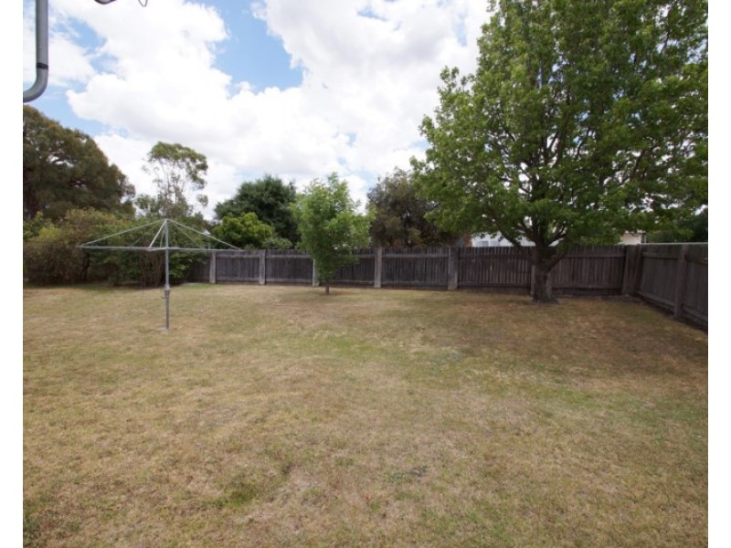 2/11 Marshall Avenue, Armidale NSW 2350