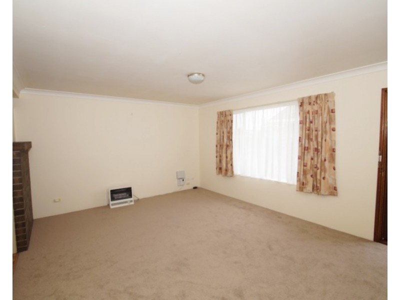 2/11 Marshall Avenue, Armidale NSW 2350