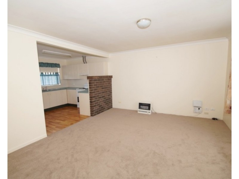 2/11 Marshall Avenue, Armidale NSW 2350