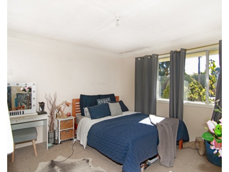 16 Bowman Avenue, Armidale NSW 2350