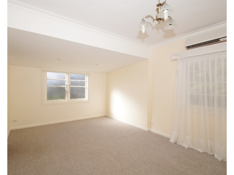 165 Mossman Street, Armidale NSW 2350