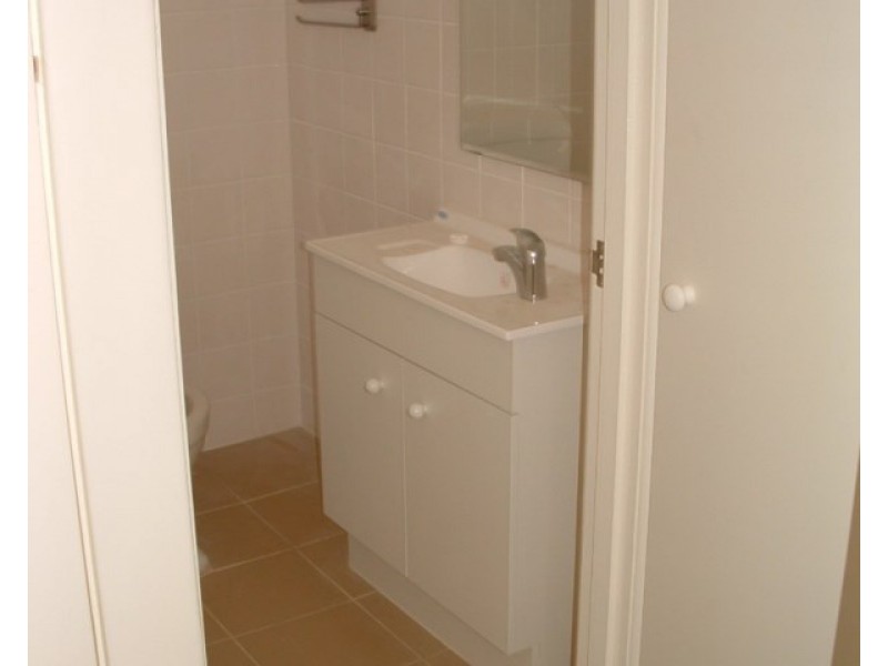 2/168 Mossman Street, Armidale NSW 2350