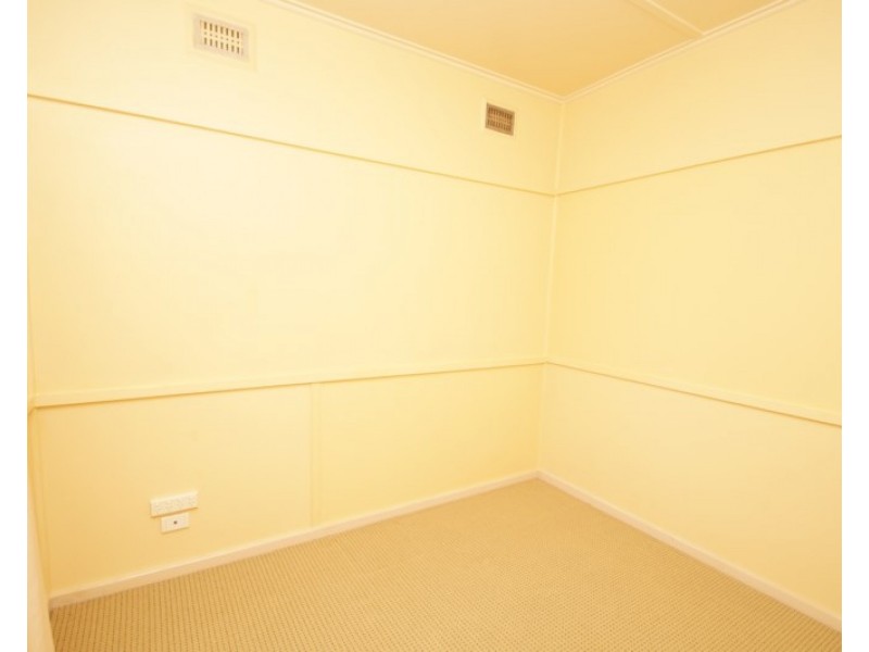 221 Donnelly Street, Armidale NSW 2350