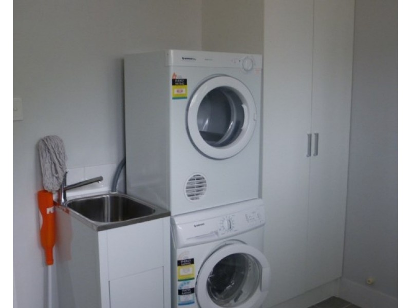 4/2 Simpson Avenue, Armidale NSW 2350