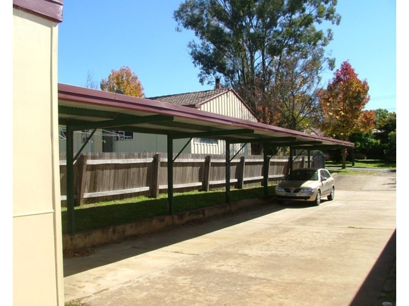 4/2 Simpson Avenue, Armidale NSW 2350