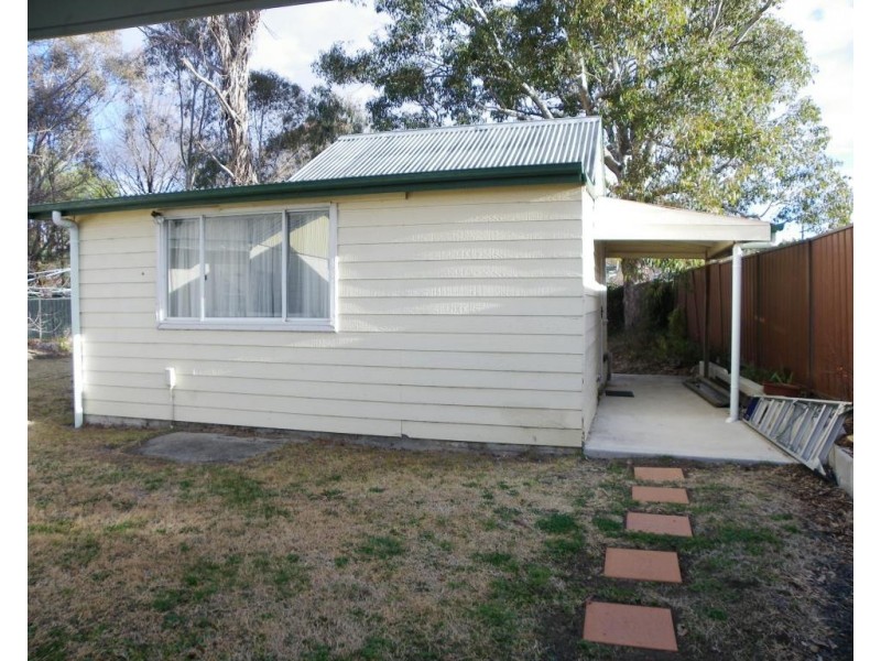 2/6 West Avenue, Armidale NSW 2350