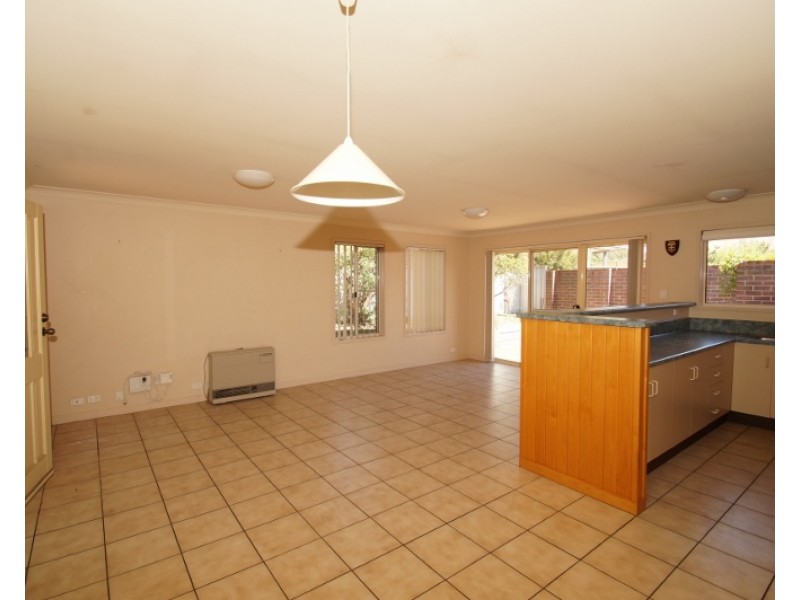 7a Fiona Place, Armidale NSW 2350
