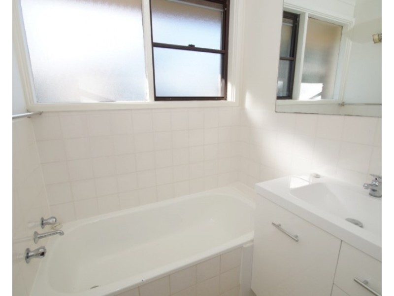 9 Robina Crescent, Armidale NSW 2350